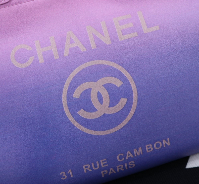 Ch**el shopping bags